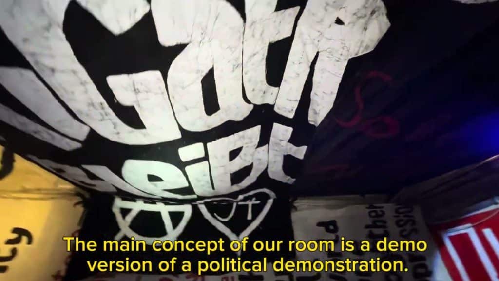 , masturbate; Exposition: «Labyrinthe of Arts», Salle: «Oui, nous nous masturbons» par Otkydacmex, 10-13.04.25