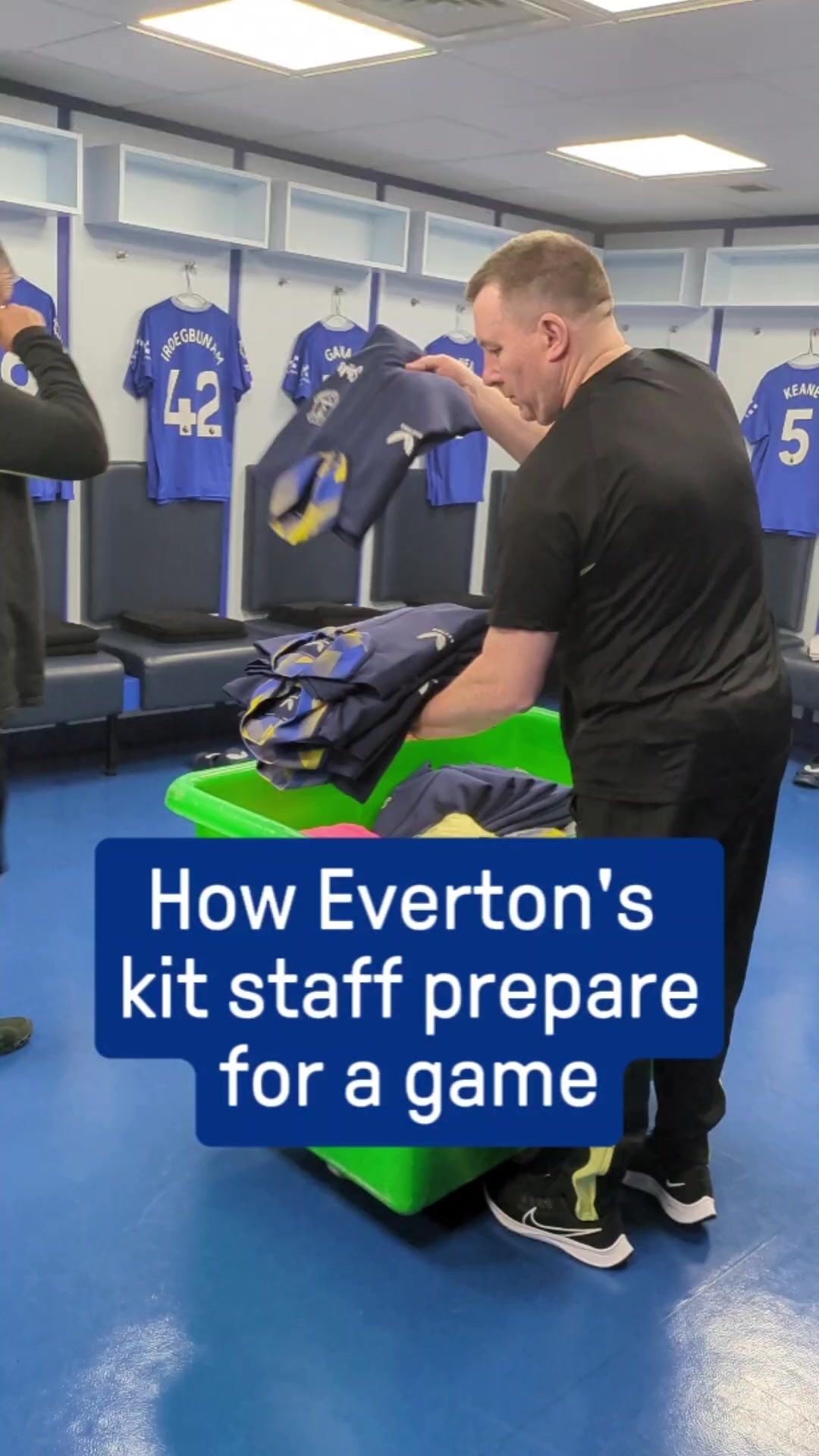 , préparation sportive,Suivre notre personnel de kit alors qu’ils se préparent pour une journée.
sur Tiktok