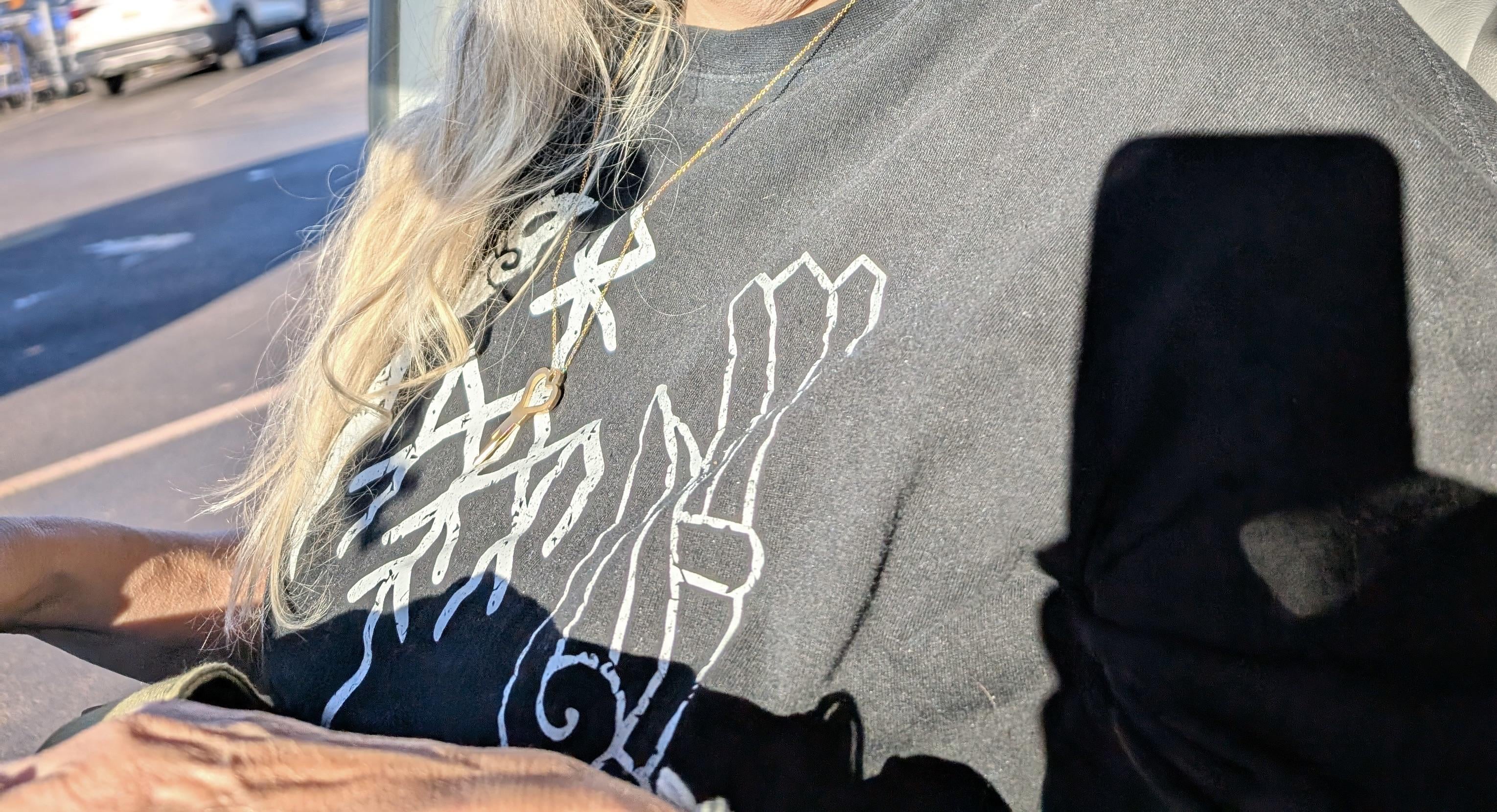 , *,Ramasser quelques produits d’épicerie après le travail
sur Reddit