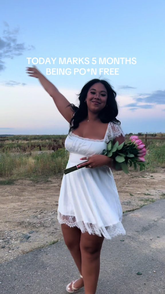 , anti-porno; Célébration de 5 mois