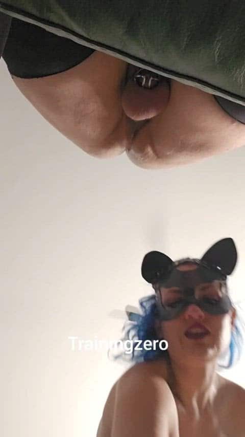 , *; Il est anal seulement maintenant