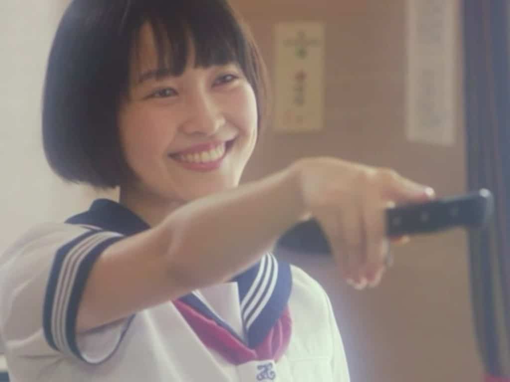 , Tiktok (anti-porno): Faux couteau! Faute situation! Faux corps! Faux sang! Film seulement!