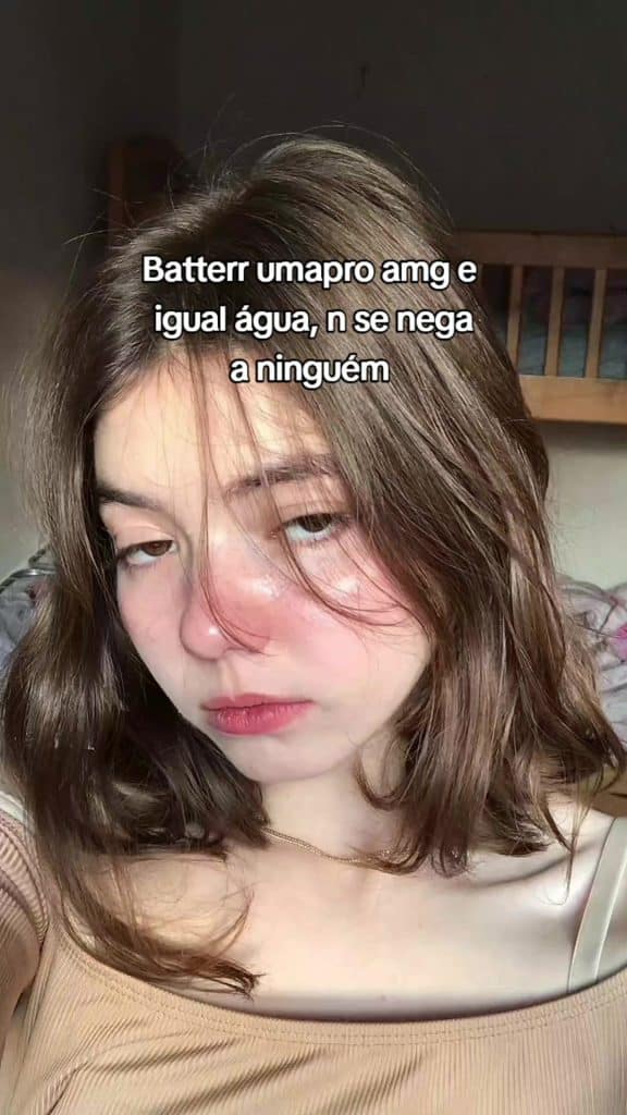 , Tiktok (bater uma): Shorts de carnaval transparent