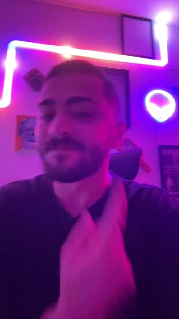 , onanista; avec Kanal D