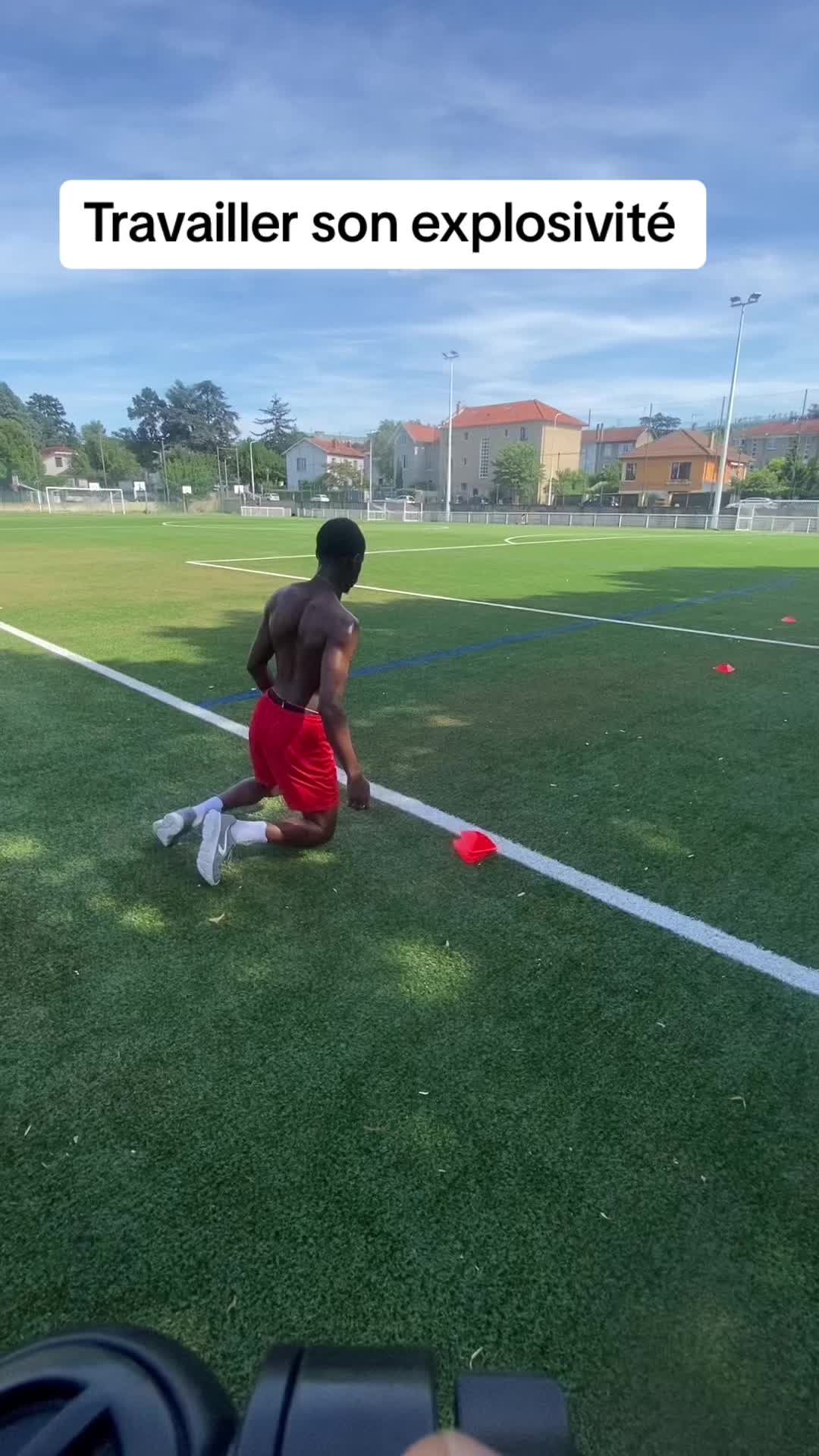 , préparation sportive; Fais-le 10 fois avec 30 secondes récupération entre les courses