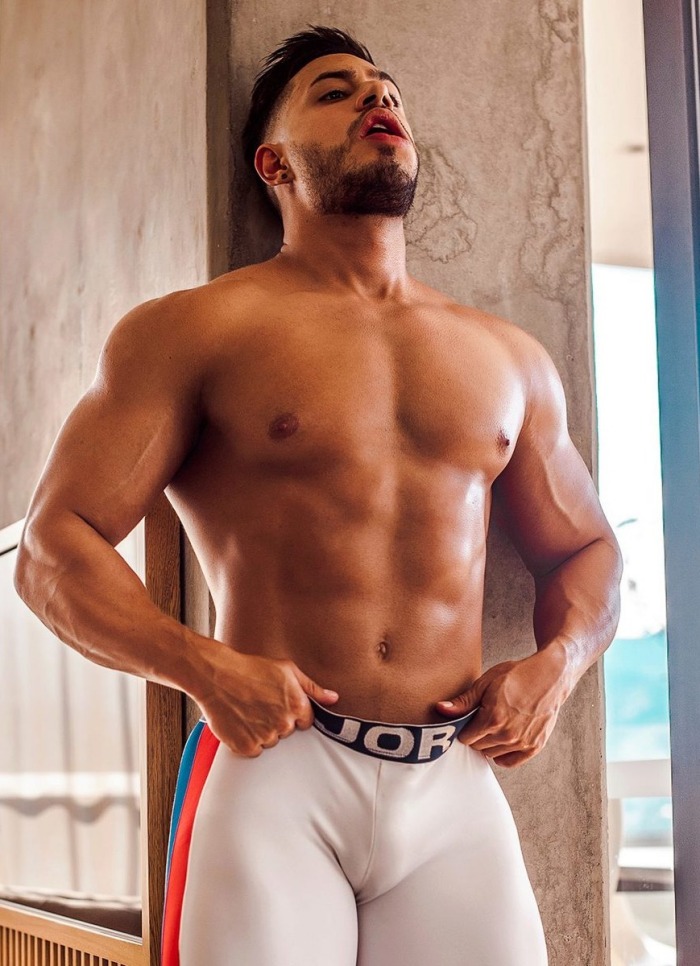 James Axel Flirt4free Male Webcam Modèle Muscle Hunk