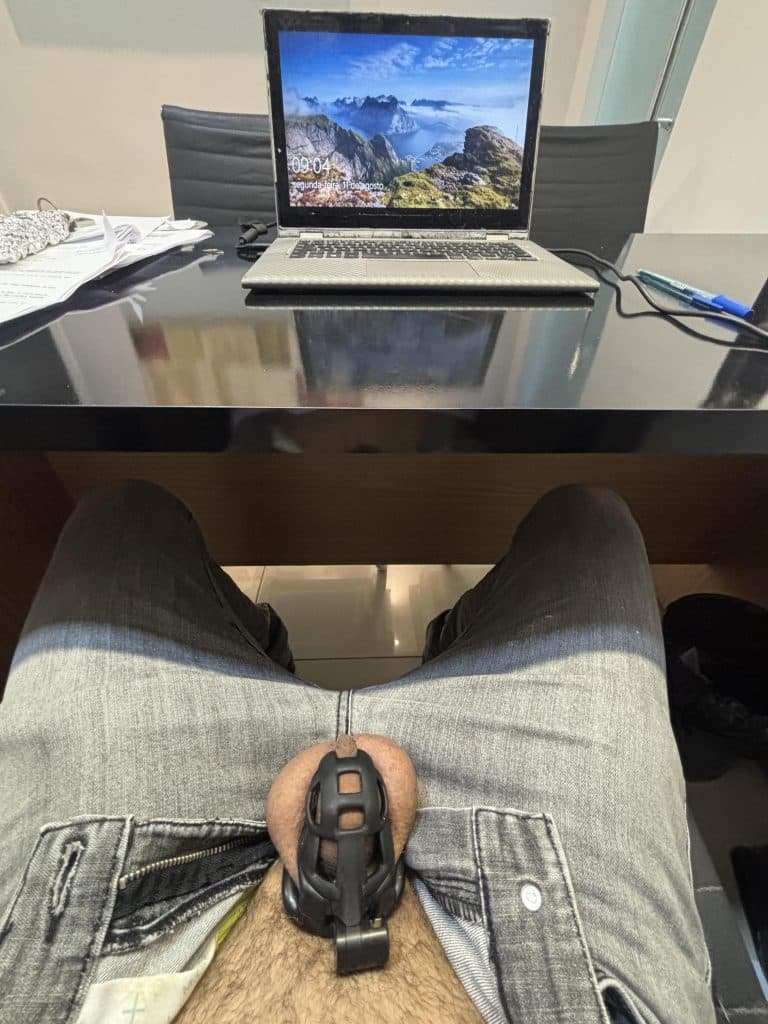 , Reddit (*): Cage Check Jour 7 au travail