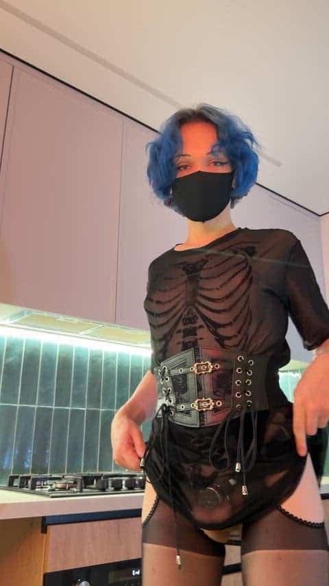 , *,C’est comme ça que je me branle maintenant
sur Reddit