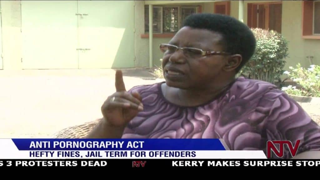 , Youtube (anti-porn): 18 02 LOI ANTI PORNO