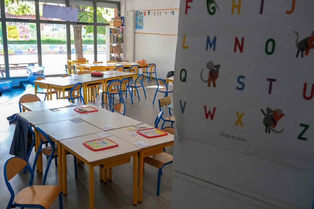 , «Il faut leur expliquer à cet âge-là que c’est très chouette de toucher son corps» : une enseignante accusée de promouvoir la masturbation devant ses élèves