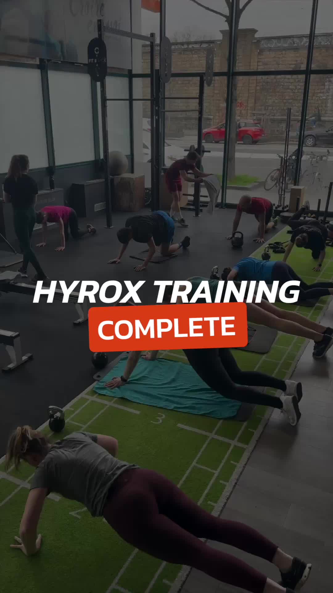 , sports preparation; HYROX COMPLETE : Le programme ultime pour vous préparer à la course HYROX Dé