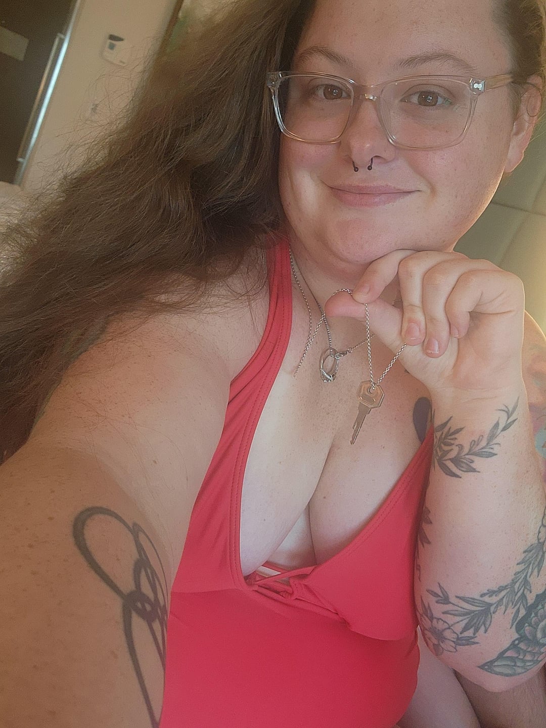, Reddit (*): Il fait enfin assez chaud pour une journée à la piscine ! Sortir mon mari poule mouillée avec ma clé en plein écran 🔐💖