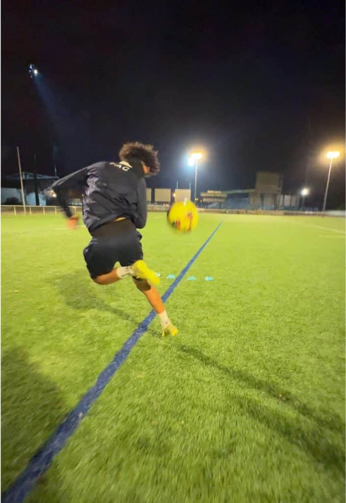 , entrainement sportif,Formation Eriqo22… Baller Akademy fait confiance au processus
sur Tiktok