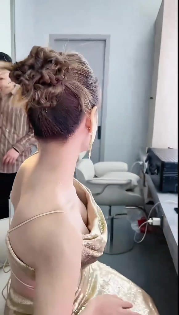 , 純潔,Fille généreuse.
sur Tiktok
