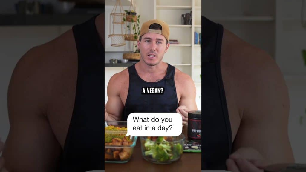 , Youtube (athlete preparation): What I eat in a day as a vegan athlete 🥑🌱