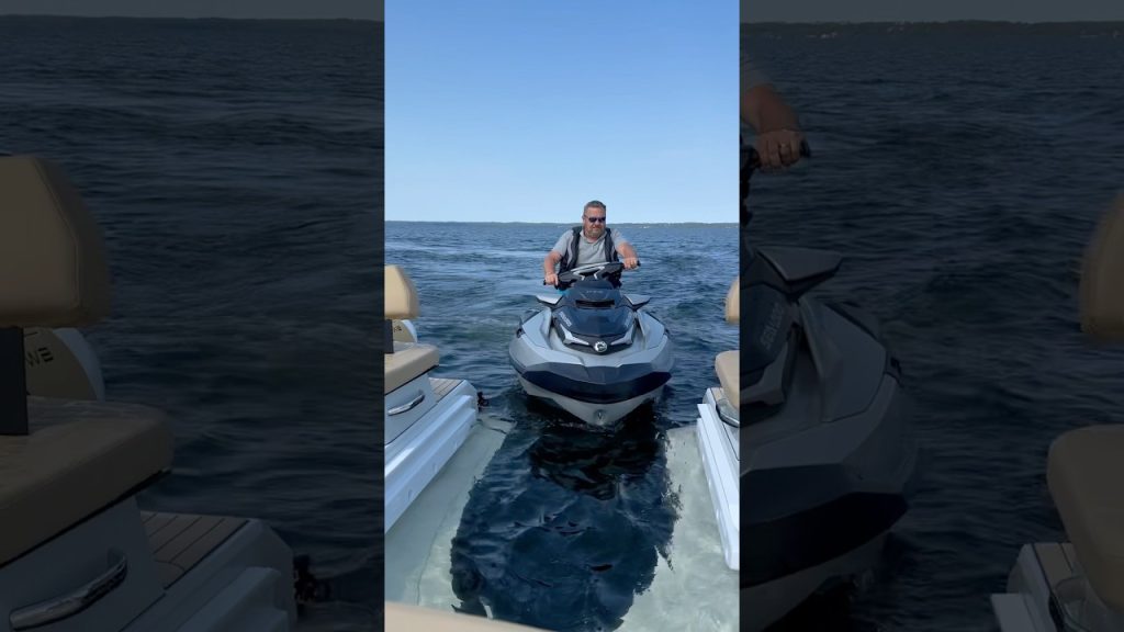 , sports preparation ski,➡️Comment le Jetski🚀 entre-t-il dans le 🚤 ? #jetski #bateau #nautisme #eau
sur Youtube