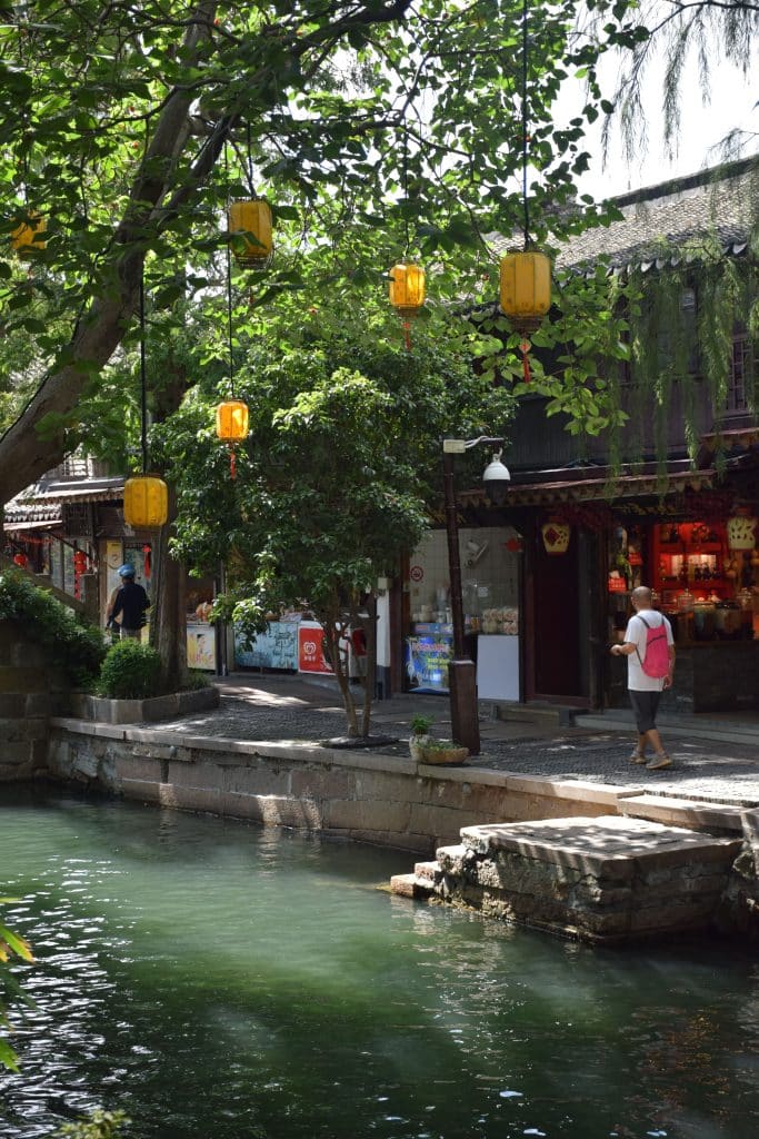 , zhēnjié; Zhujiajiao Water Town